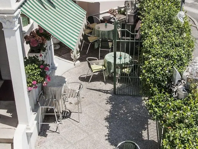 塞利纳别墅酒店 酒店