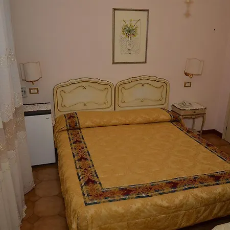 فندق سيرينا مارغيرا