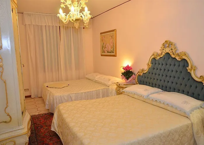 호텔 세레나 마르게라